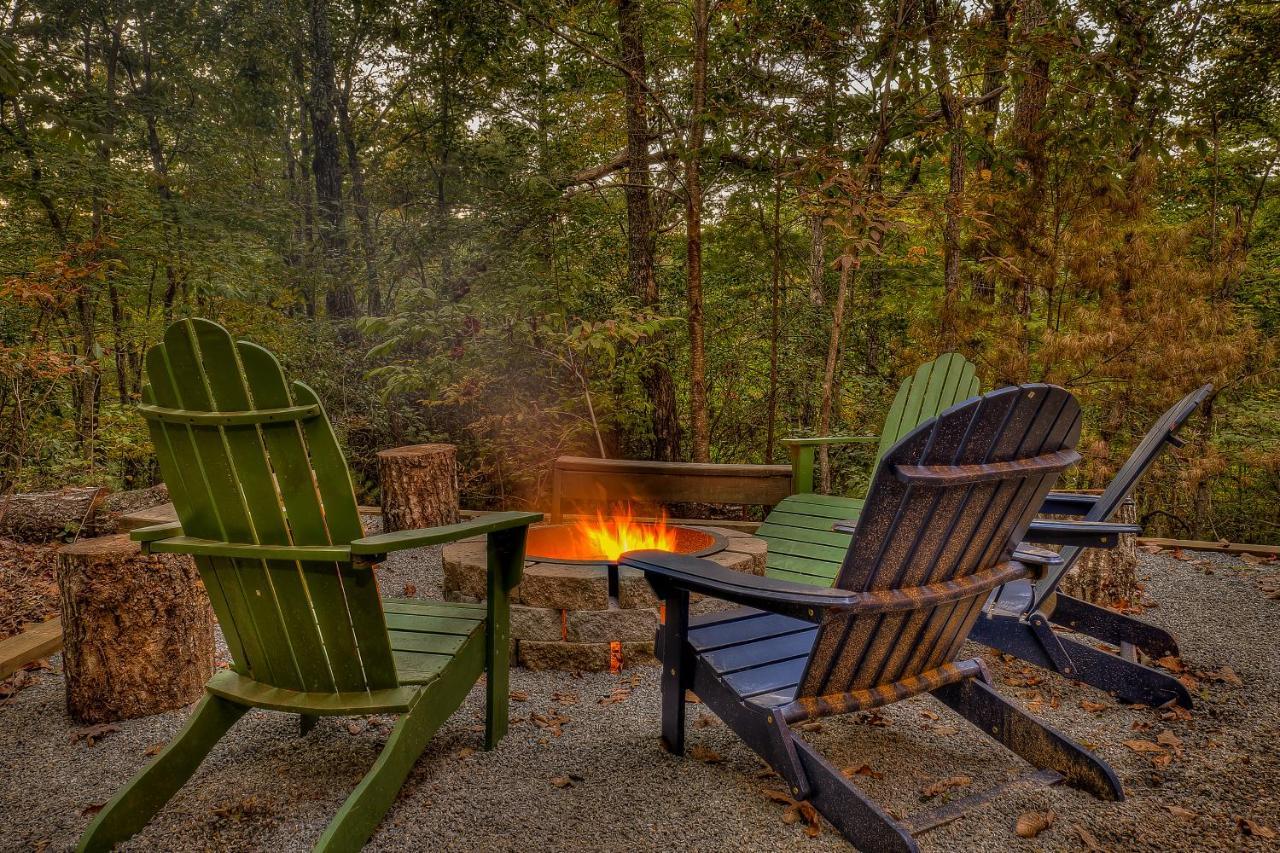 Golden Eagle Ga Cabin - Hot Tub, Firepit & Fast Wifi Blue Ridge Buitenkant foto